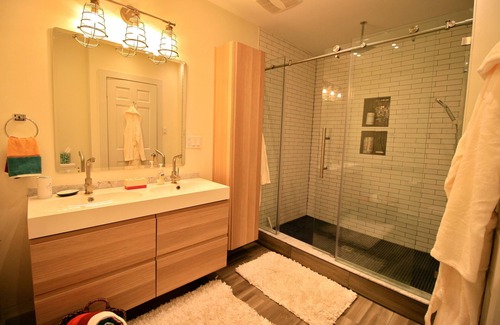 Old Chatham House | Beautifully Renovated Exposed Beam Bungalow