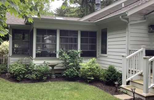 Harbert House | Beautifully renovated 8-bedroom lakehouse with private beach access!