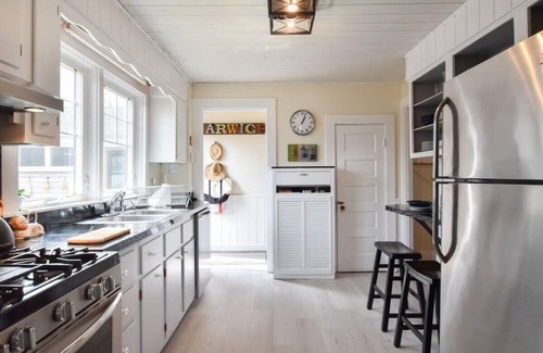 Harwich Center House | Beautifully Renovated in Harwich Center!