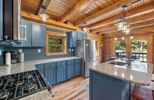 Deadwood Cabin | Beautifully Renovated Property Just off Highway Close to Trails and Lead!