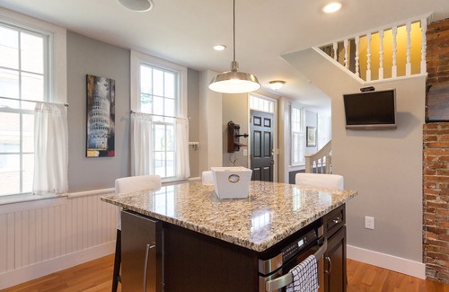 Portsmouth House | Beautifully renovated historic home