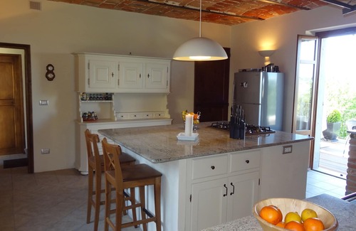 Fontanile House | Beautifully restored character farmhouse in medieval hilltop village in Piedmont