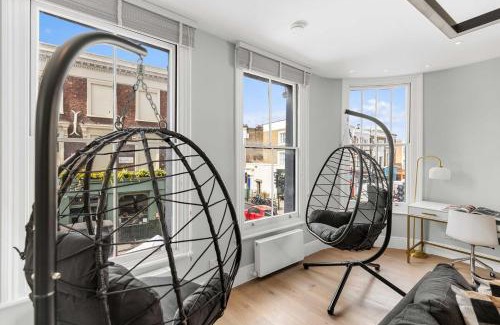 Westbourne Apartment | Beautifully Styled One-Bedroom Apartment