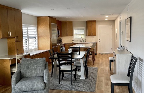 Belleair Beach Condo | Beautifully Updated Beachside Condo!