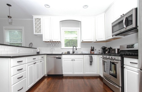 Columbia House | Beautifully updated home in desirable Avenues!