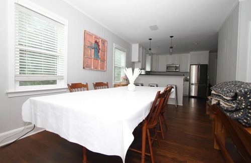 Columbia House | Beautifully updated home in desirable Avenues!