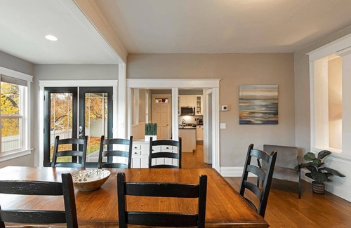 Westside House | Beautifully updated 1920's Home near Downtown