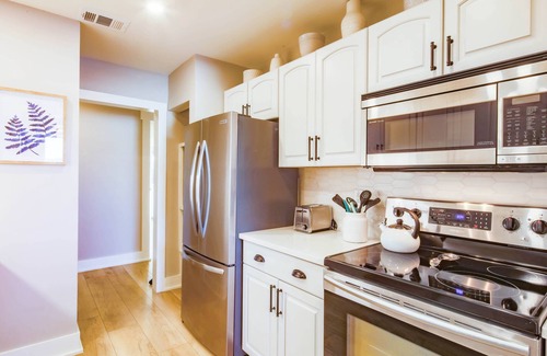 Harbour Town Condo | Beautifully Designed Harbour Town Condo w/Private Balcony & Breathtaking Views of Lighthouse!
