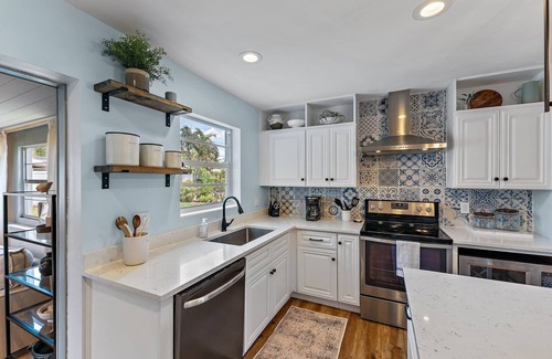 Florida North Atlantic Coast House | Beautifully Remodeled Palm Beach Gardens Oasis