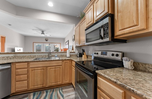 Branson Condo | Beautitul 2 bed condo at Celebration Cove, on Table Rock Lake!