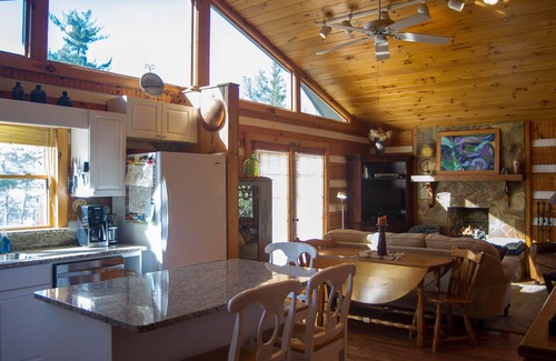 Newland Cabin | Beauty Found In Every Season