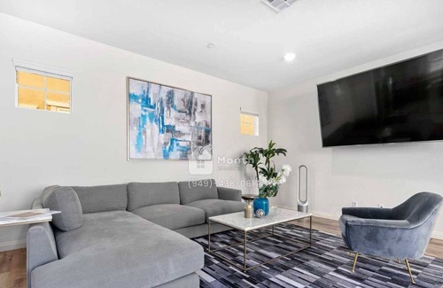 Chino House | Beauty on Brahman Ln