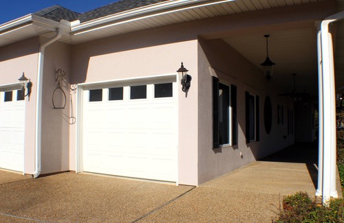 Hot Springs Village House | Beauty on Lake Balboa
