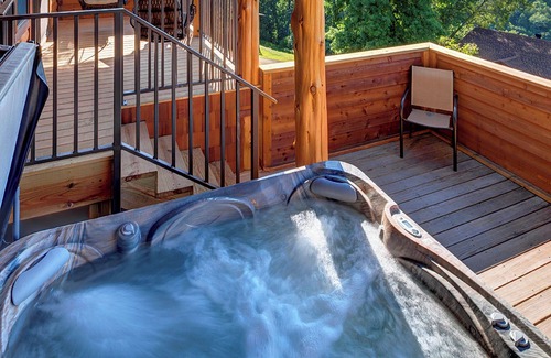Sylvan Shores Cabin | Beaver Lake Cabin, Hot Tub, Boat dock/Swim Deck, SPECTACULAR views! Rate based on up to 6 people.