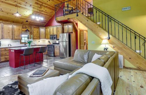 Sylvan Shores House | Beaver Lake Vacation Rental with Private Hot Tub!