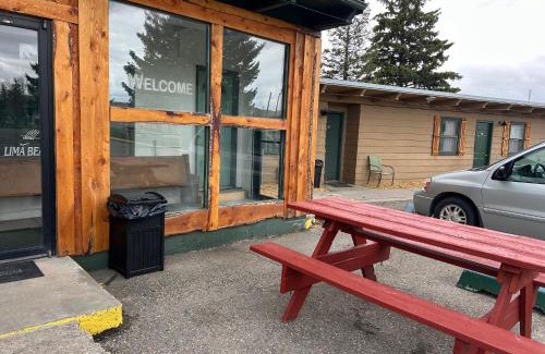 Lima Hotel | Beaverhead Inn and RV Park