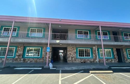 Beaverton Hotel | Beaverton Budget Inn by Capital O Portland