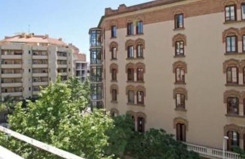 El Baix Guinardo Apartment | BeBarceloner Eixample Apartments - 4 bedrooms
