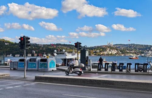 Arnavutkoy Apartment | Bebek Bosphorus Central Flat
