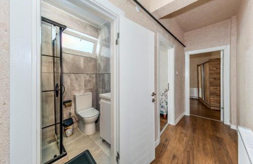 Arnavutkoy Apartment | Bebek Bosphorus Central Flat
