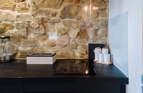La Bastide-Clairence Bed & Breakfast | Bed and Breakfast 'Etxea' with Mountain View, Wi-Fi and Air Conditioning