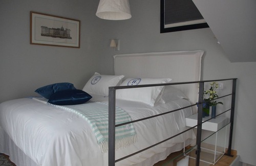 Combrit House | Bed and breakfast in Sainte Marine
