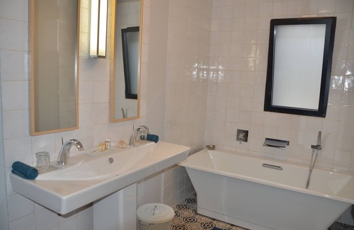 Combrit House | Bed and breakfast in Sainte Marine
