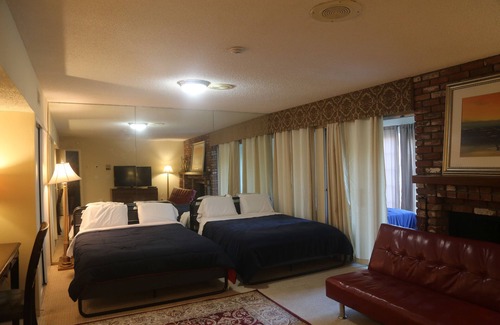 Los Angeles Bed & Breakfast | Bed and Breakfast in Hollywood Hills