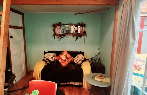 Dunedin Bed & Breakfast | Bed and Breakfast with outdoor bath. Close to wildlife, walks and beaches. nn