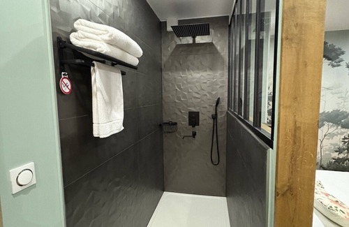Saint-Mitre-les-Remparts Bed & Breakfast | Bed and breakfast with sauna, massage, pool and beach pv