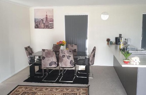 Tauranga Bed & Breakfast | Bed & Breakfast 2