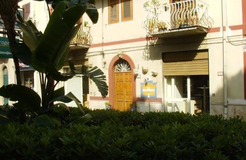 Gioiosa Marea Bed & Breakfast | Bed & Breakfast 5 Di Spade