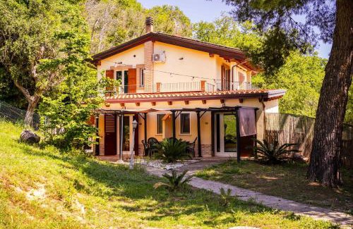 Lapedona Bed & Breakfast | Bed & Breakfast Duchessa - 2 Private Rooms with Ensuite Bathrooms