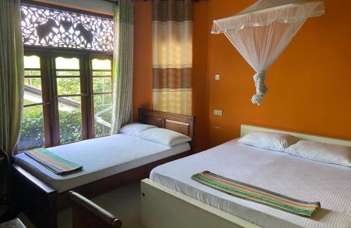 Daluwakotuwa Bed & Breakfast | Bee Nest Bed & Breakfast