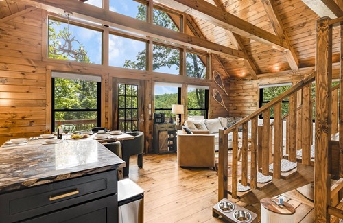 Charter Hills Cabin | Beech & Barrel - 5 min to slopes! Hot Tub, Sauna, Speakeasy, and Firepit