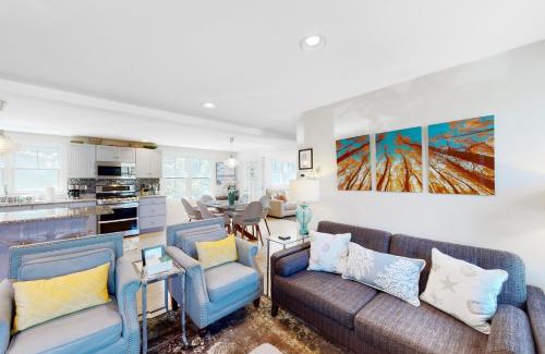 Provincetown Apartment | Beech Tree Retreat