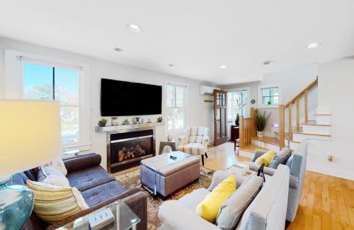 Provincetown Apartment | Beech Tree Retreat