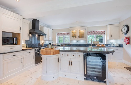 Windermere House | Beechwood, Windermere - sleeps 10 with Hot tub!