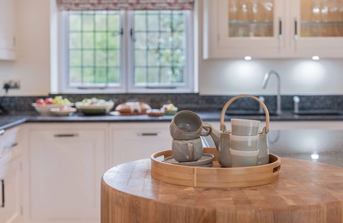 Windermere House | Beechwood, Windermere - sleeps 10 with Hot tub!