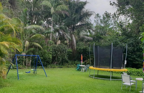 Landsborough Hotel | Beerwah Motor Lodge