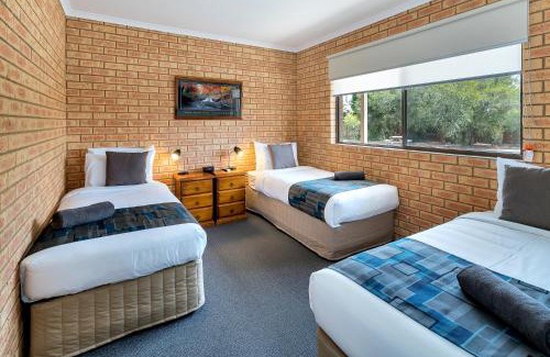 Sebastopol Hotel | Begonia City Motor Inn