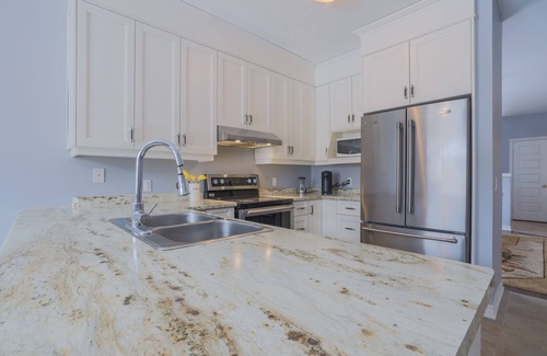 Niagara Falls House | Begotten, a home away from home