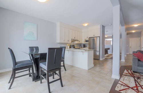 Niagara Falls House | Begotten, a home away from home
