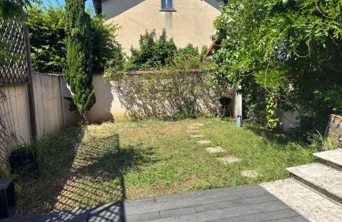 Bourg-en-Bresse House | Bel Air house garden 6 people