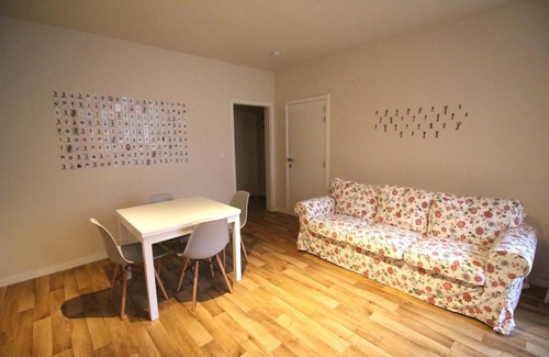 Outremeuse Apartment | Bel appartement 2 chambres avec terrasse