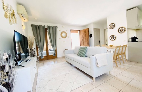 Saint-Tropez City Centre Apartment | Bel Appartement au Coeur du Village de Saint-tropez