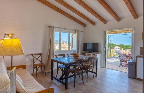 Calvi Apartment | Bel Appartement "Hortensia" avec grande terrasse 4 à 6 personnes