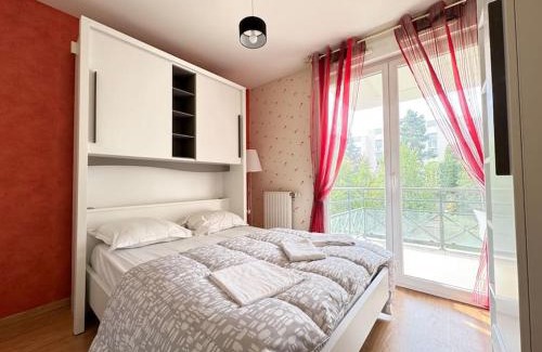 Chamalieres Apartment | Bel appartement spacieux 2 pers avec Balcon - Thermale 3