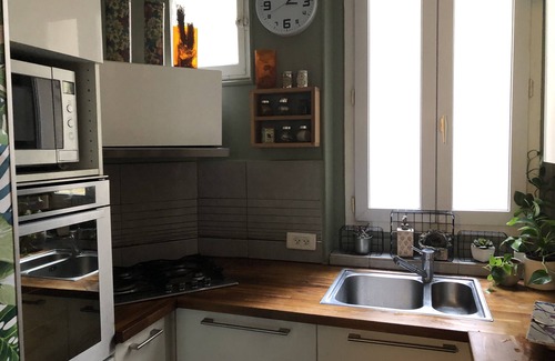17th Arrondissement Apartment | Bel Appartement Tout Comfort au Coeur des Batignolles!