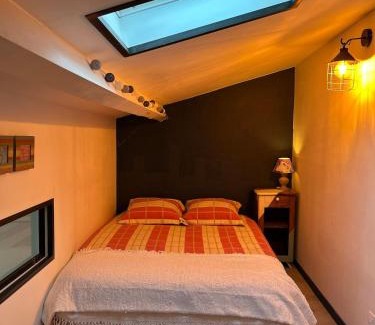 Saint-Liguaire Apartment | Bel Appt secteur Marais